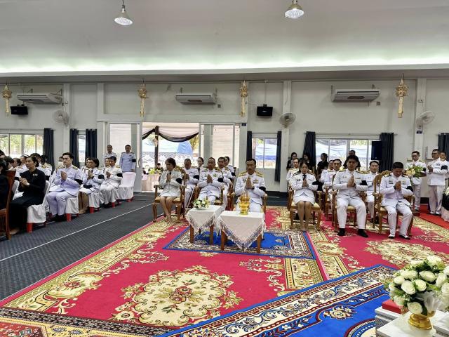  เทศบาลตำบลบ้านแม่ข่า นำโดย นายดิเรก มะโนโฮ้ง รองนายกเทศมนตรี นายนิคม ขันคำ ที่ปรึกษานายกเทศมนตรี ร่วมพิธี บำเพ็ญกุศลปัญญาสมวาร 50 วัน เพื่ออุทิศถวายเป็นพระราชกุศลแด่สมเด็จพระนางเจ้าสิริกิติ์ พระบรมราชินีนาถ พระบรมราชชนนีพันปีหลวง          ณ หอประชุมพุทธบริษัทสามัคคี 57 วัดพระพุทธบาทอุดม ตำบลเวียง อำเภอฝาง จังหวัดเชียงใหม่